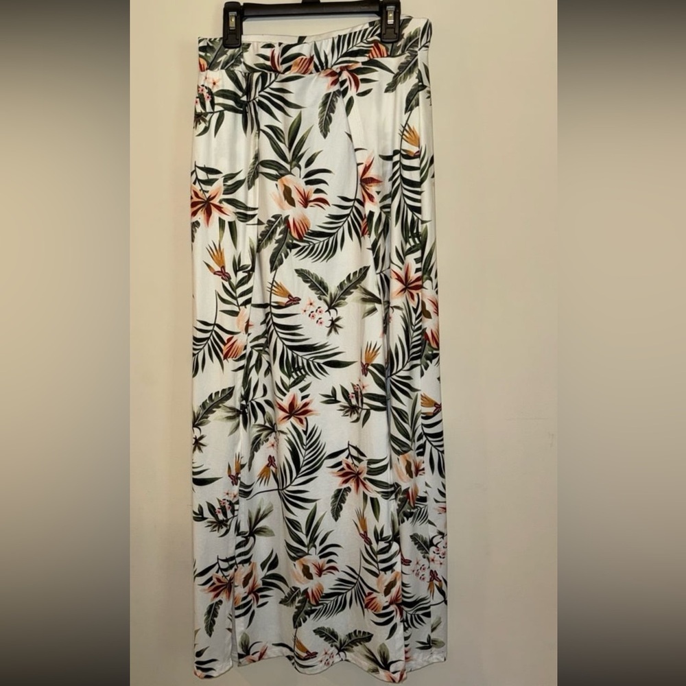Three Floral Maxi Skirts - - Picture 6 of 12